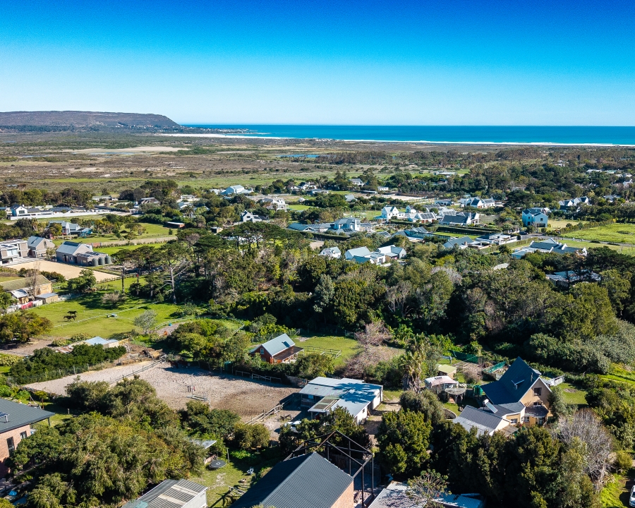 4 Bedroom Property for Sale in Meadowsteads Western Cape
